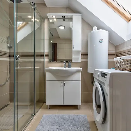 Gacanovic Lux شقة