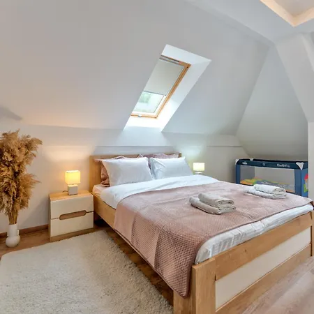 Gacanovic Lux * زلاتيبور