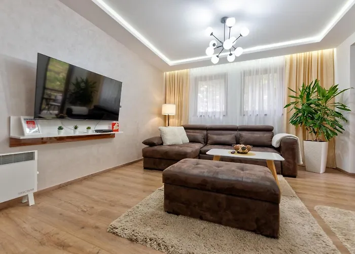 Gacanovic Lux * 즐라티보